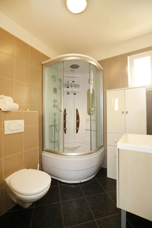 Apartment Julija Zadar Buitenkant foto